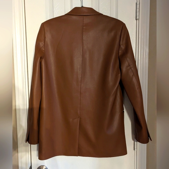 NWT camel vegan leather blazer - Picture 6 of 7